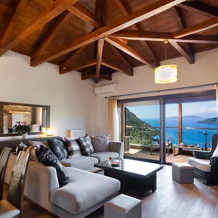 180 Mansion Mikros Gialos