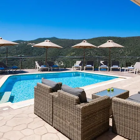 180 Mansion * Mikros Gialos